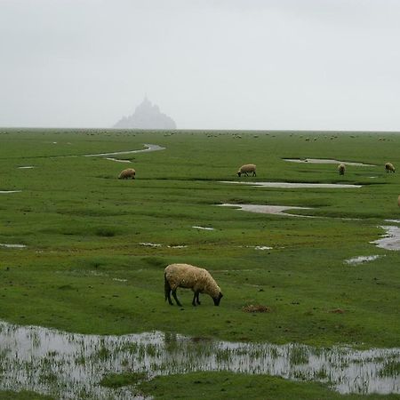 Gite Christian Mont St Michel Sacey Exteriér fotografie